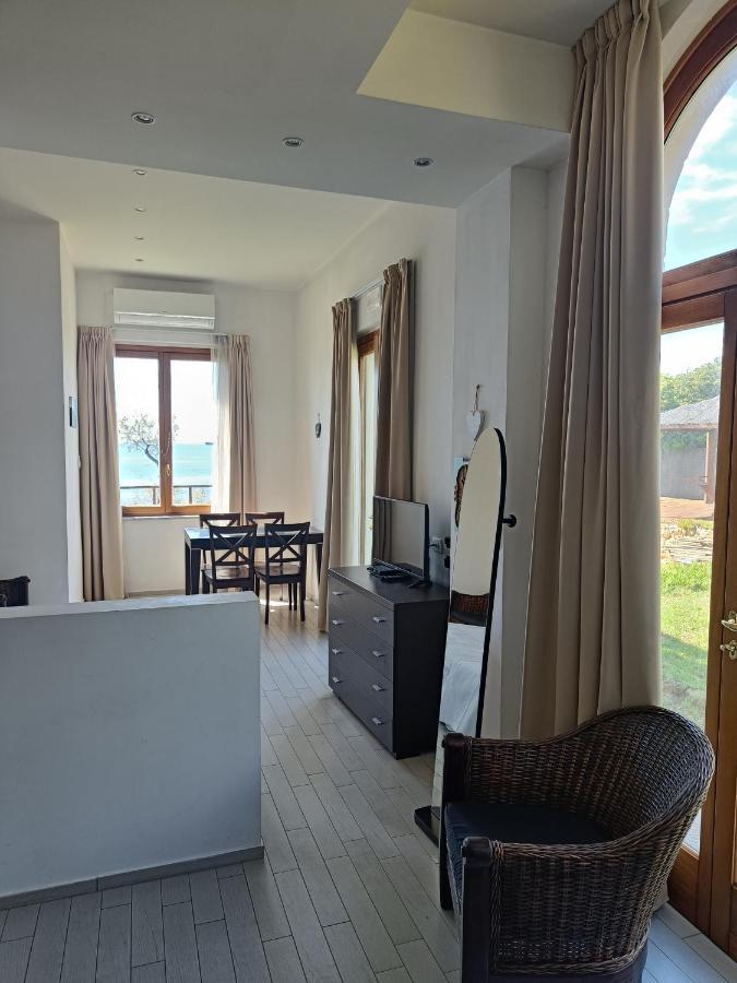Cala Dei Mori Aparthotel Livorno Exteriör bild