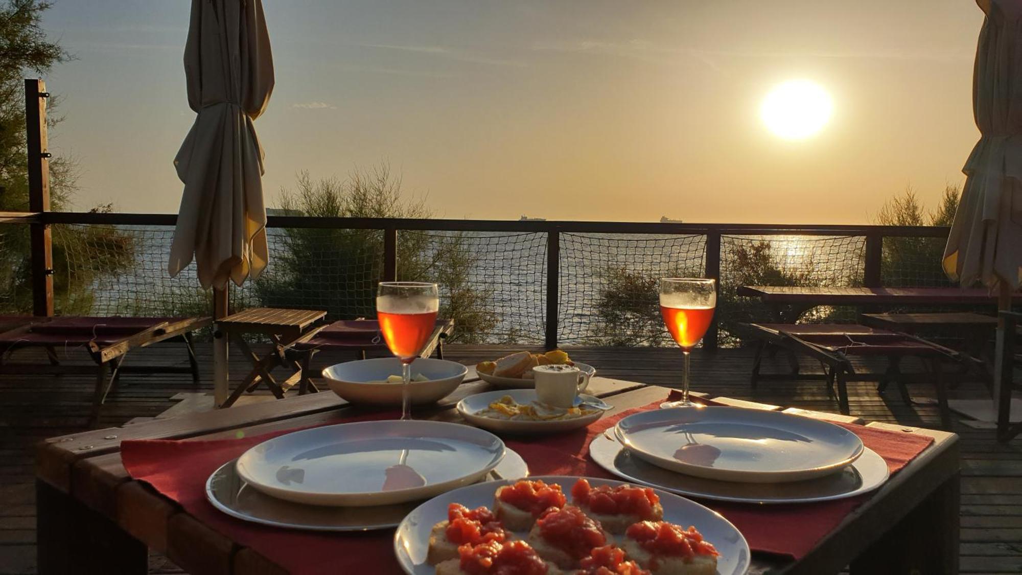 Cala Dei Mori Aparthotel Livorno Exteriör bild