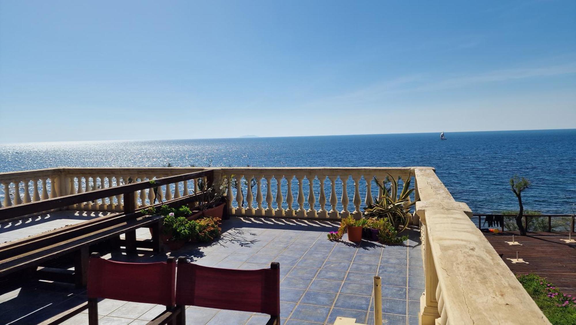 Cala Dei Mori Aparthotel Livorno Exteriör bild