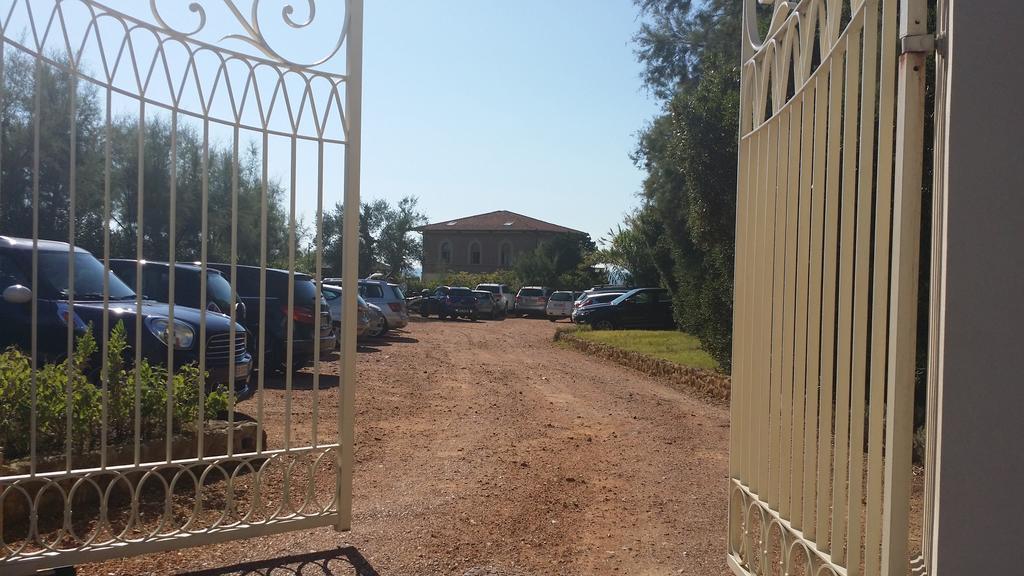 Cala Dei Mori Aparthotel Livorno Exteriör bild