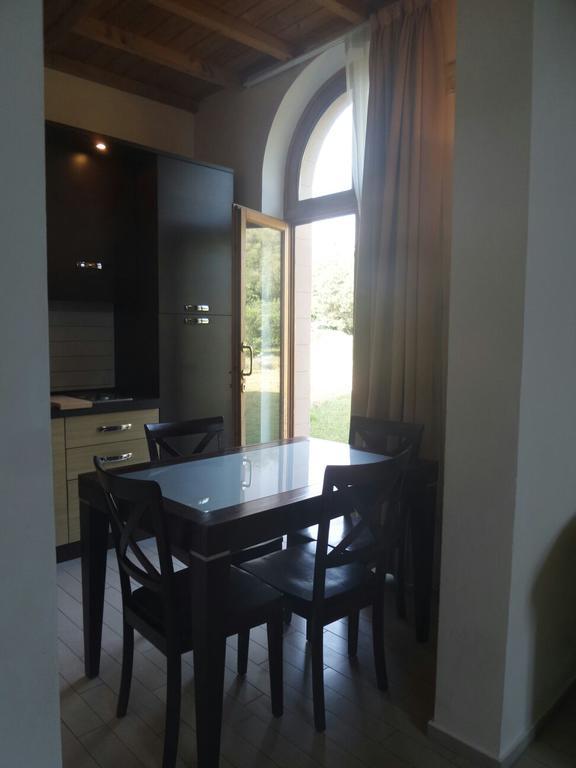 Cala Dei Mori Aparthotel Livorno Exteriör bild